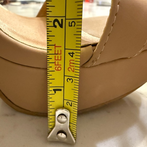 Too Moda tan SZ 6.5 gently used - Picture 5 of 6